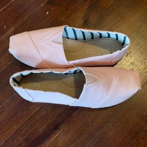 Toms Classic Canvas Alpargata Light Pink